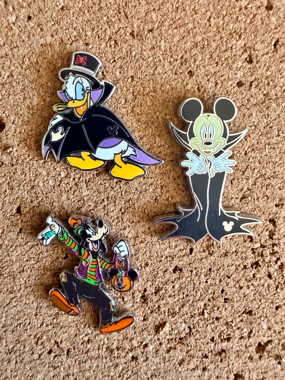 Disneyland Hidden Mickey Halloween Diamond Enamel Pins - Set of 3